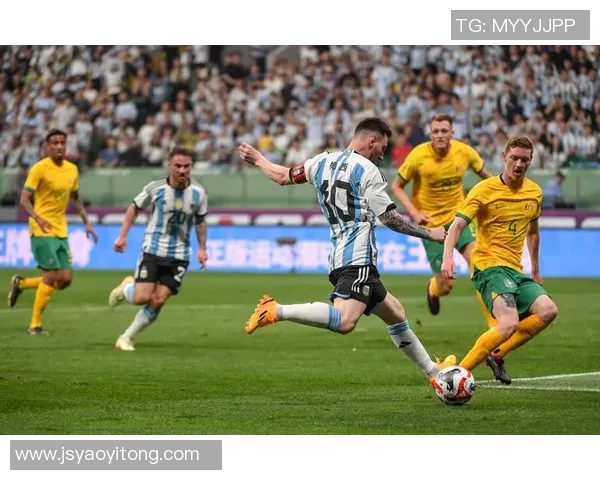 全球顶级足球队与球星介绍图盘点一览，精彩瞬间不容错过